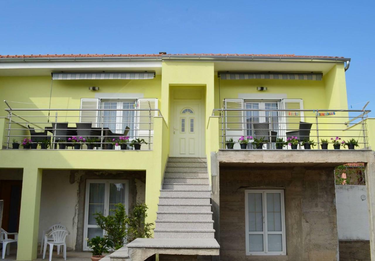 Apartman Rosa Pirovac Zewnętrze zdjęcie