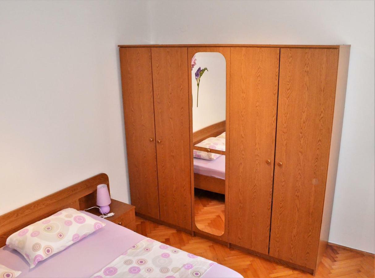 Apartman Rosa Pirovac Zewnętrze zdjęcie
